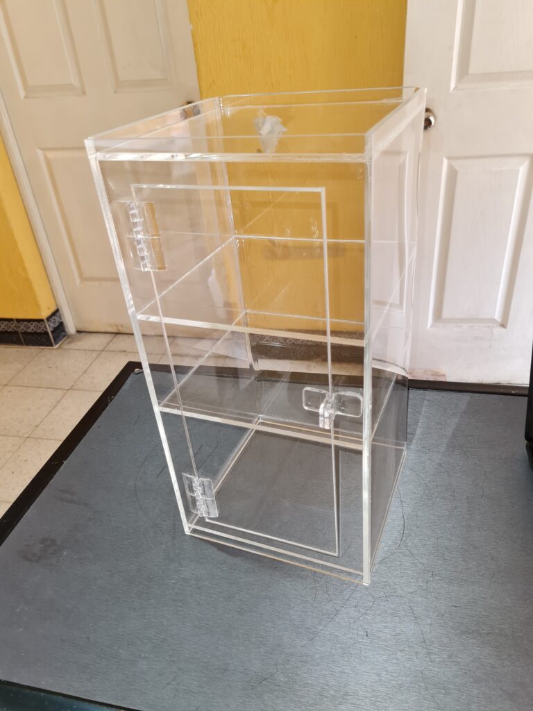 ACRILICOS ROTULOS PODIUM EXHIBIDORES RECONOCIMIENTOS IMPRESION DIGITAL ROTULOS LAPARAS BUZONES MDF PVC GUATEMALA, CHIMALTENANGO, ANTIGUA GUATEMALA