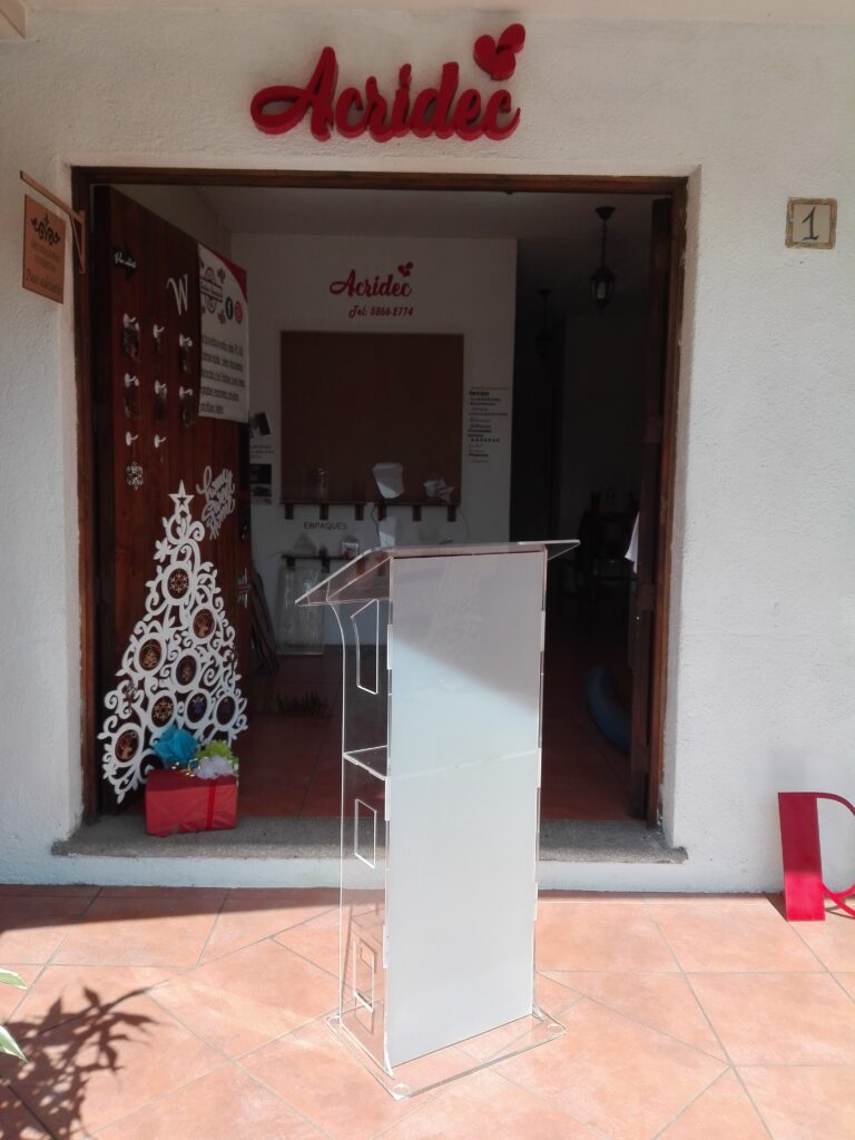 ACRILICOS ROTULOS PODIUM EXHIBIDORES RECONOCIMIENTOS IMPRESION DIGITAL ROTULOS LAPARAS BUZONES MDF PVC GUATEMALA, CHIMALTENANGO, ANTIGUA GUATEMALA ACRIDEC