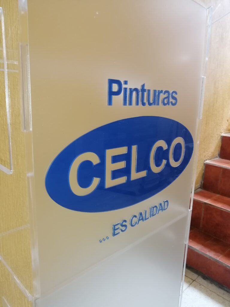 ACRILICOS ROTULOS PODIUM EXHIBIDORES RECONOCIMIENTOS IMPRESION DIGITAL ROTULOS LAPARAS BUZONES MDF PVC GUATEMALA, CHIMALTENANGO, ANTIGUA GUATEMALA ACRIDEC