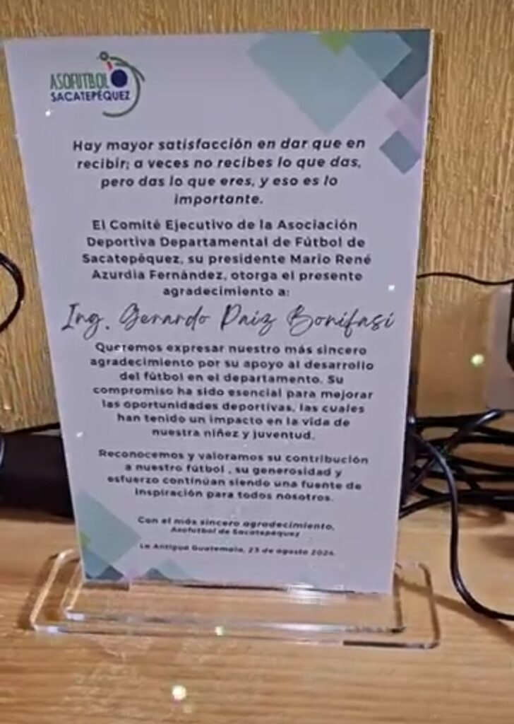 ACRILICOS ROTULOS PODIUM EXHIBIDORES RECONOCIMIENTOS IMPRESION DIGITAL ROTULOS LAPARAS BUZONES MDF PVC GUATEMALA, CHIMALTENANGO, ANTIGUA GUATEMALA