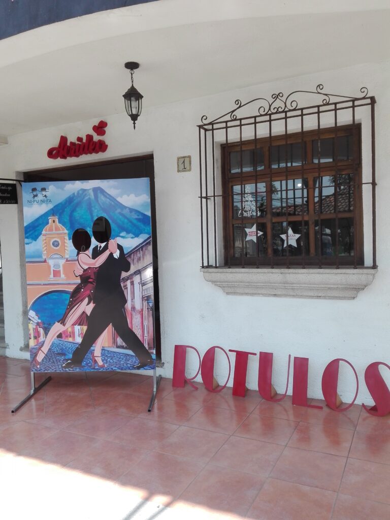 DECORACIONES EN MDF,CARTELERA ACRILICOS ROTULOS PODIUM EXHIBIDORES RECONOCIMIENTOS IMPRESION DIGITAL ROTULOS LAPARAS BUZONES MDF PVC GUATEMALA, CHIMALTENANGO, ANTIGUA GUATEMALA